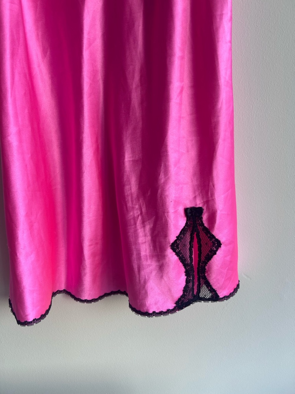 Y2K Betsey Johnson Mini Hot Pink Satin Slip Dress - Picture 3 of 5